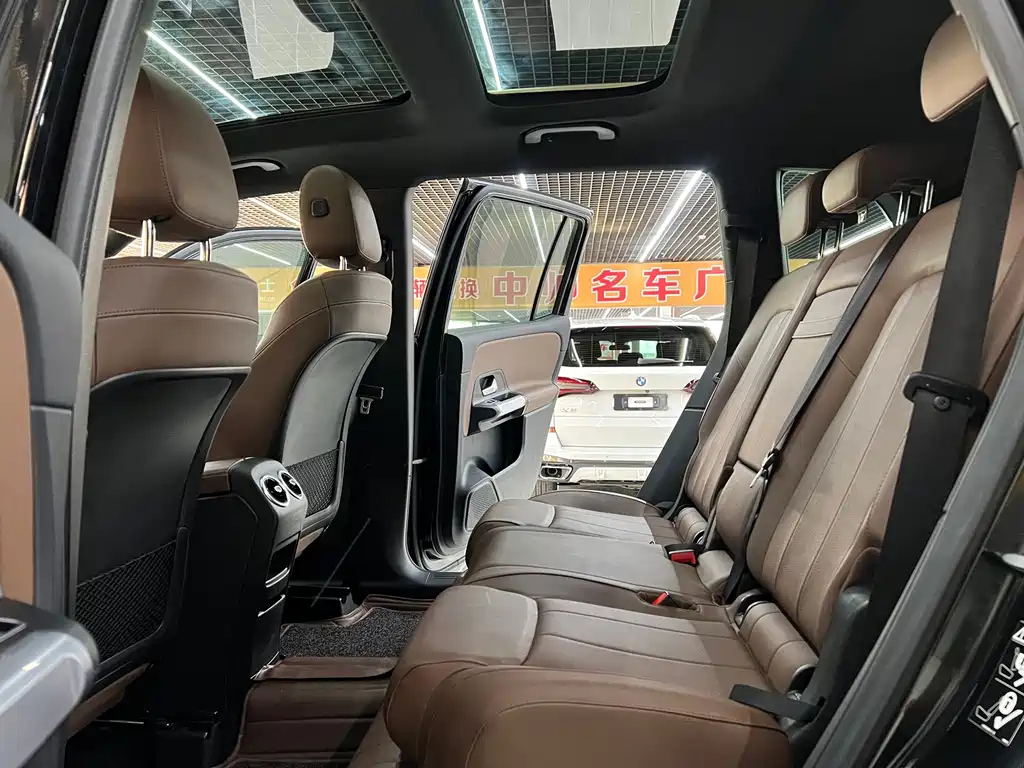 MERCEDES BENZ GLB 2020