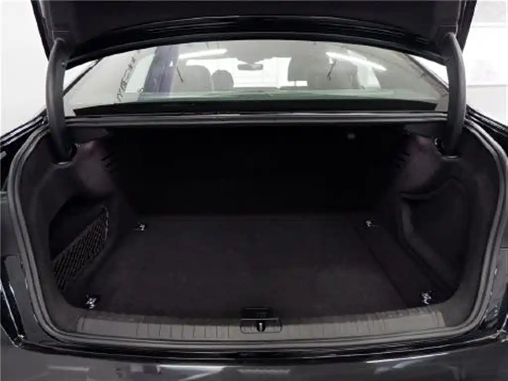 AUDI A6L 2023