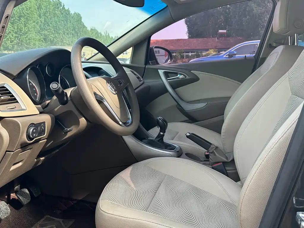 BUICK EXCELLE 2014