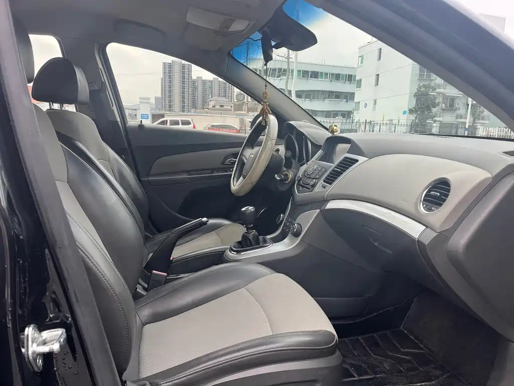 CHEVROLET CRUZE 2014