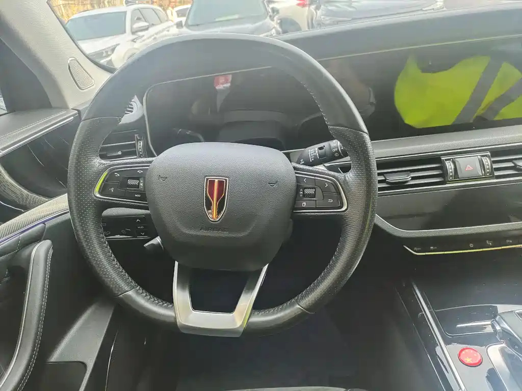 HONGQI HS5 2020