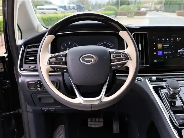 TRUMPCHI M8 2022