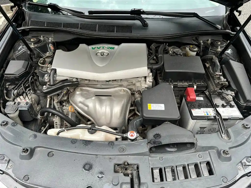 TOYOTA CAMRY 2017