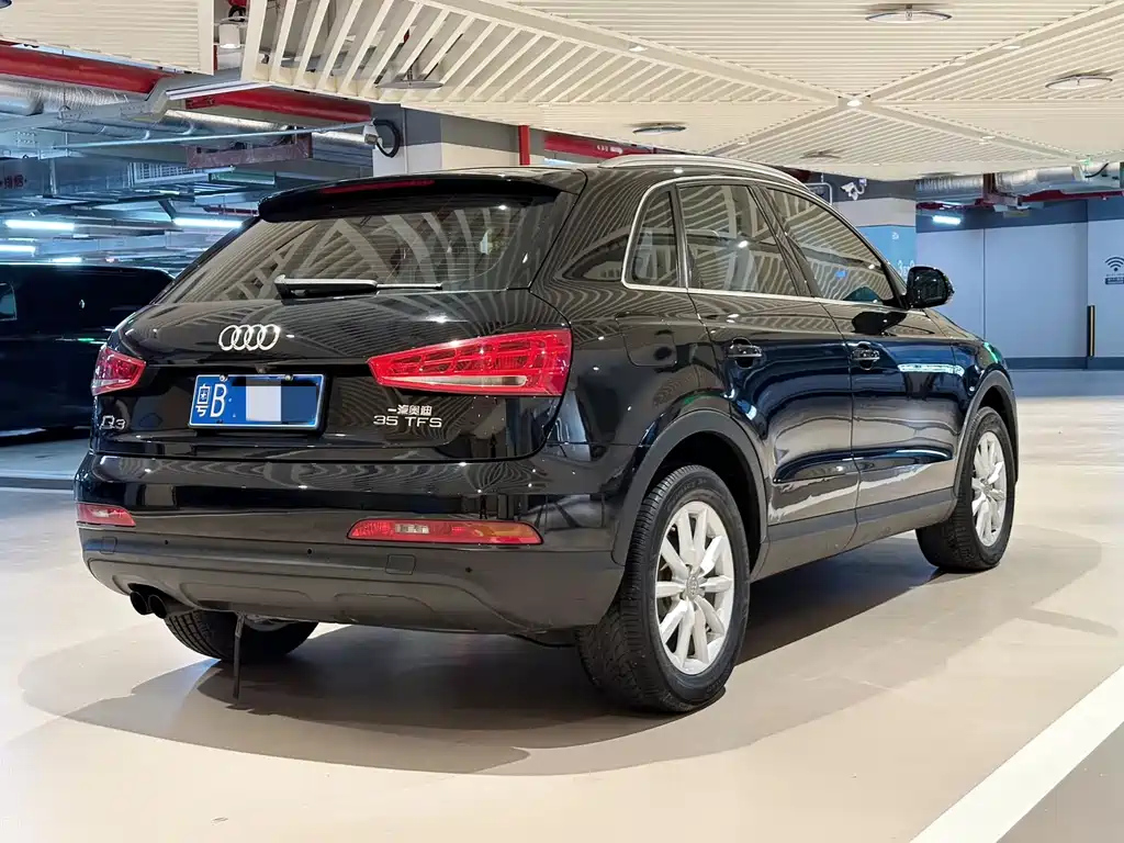 AUDI Q3 2013