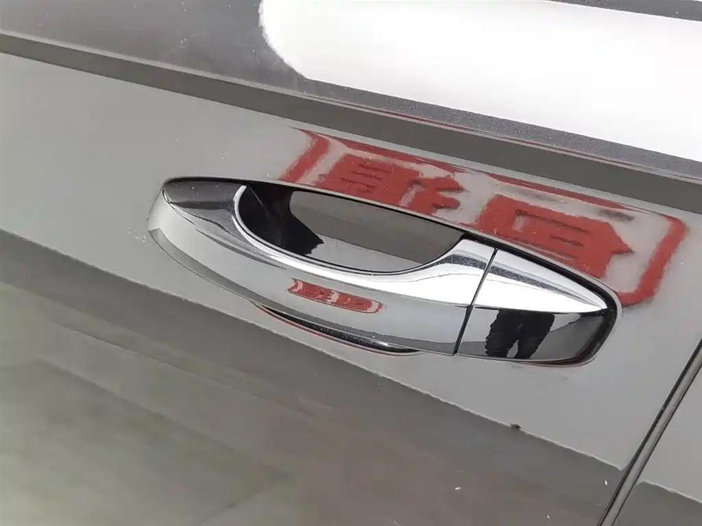 VOLKSWAGEN LAVIDA 2021