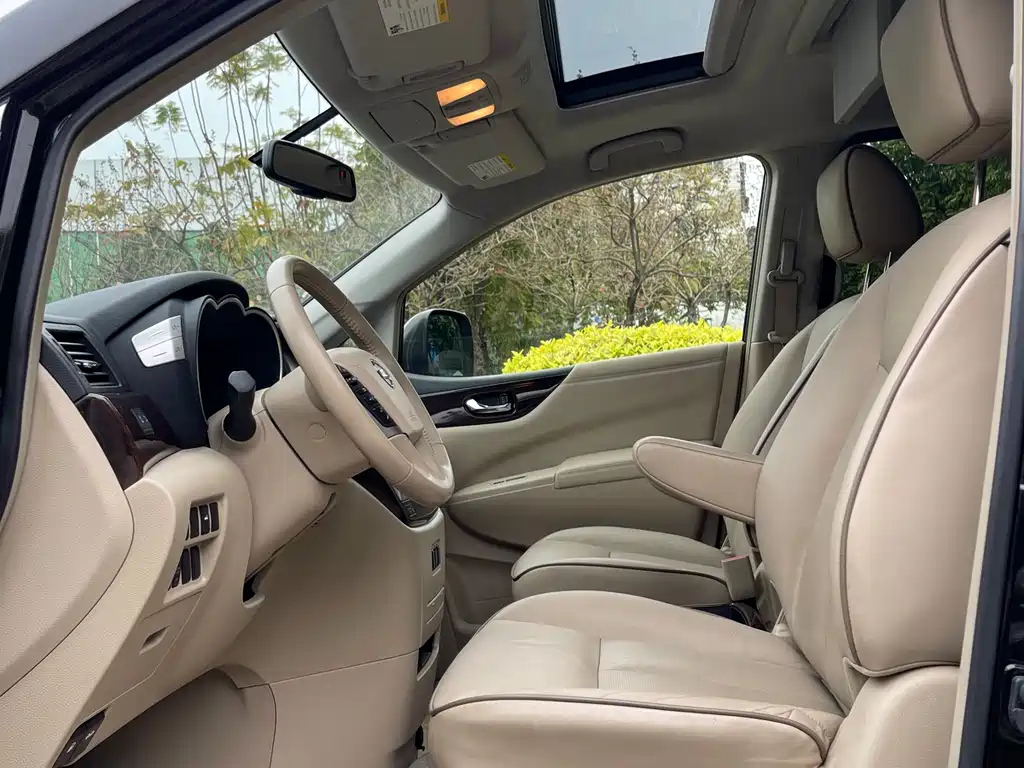 NISSAN QUEST 2014