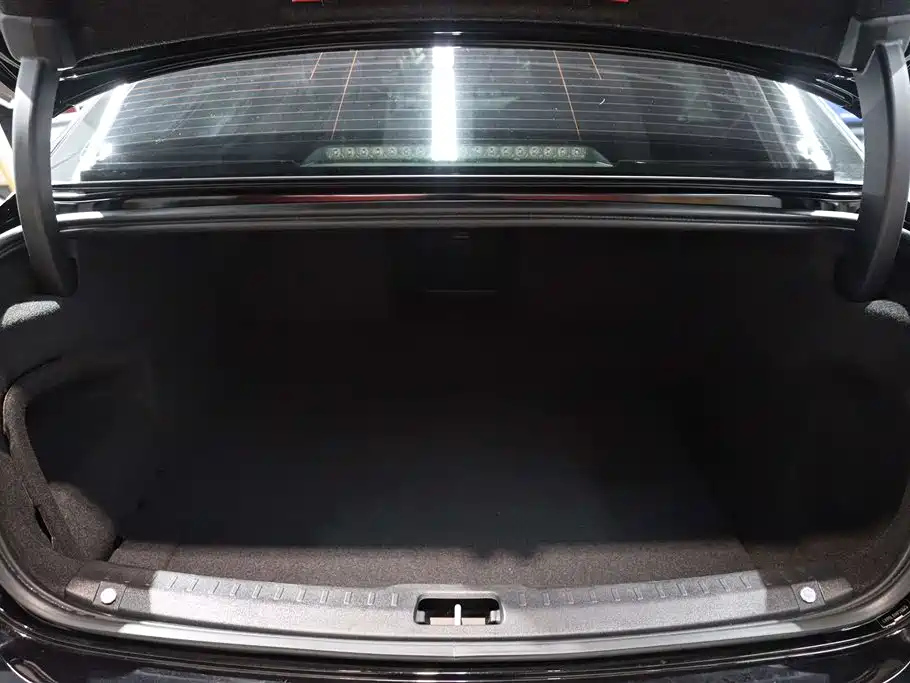 VOLVO S90 2021