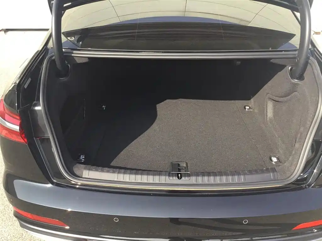 AUDI A6L 2021