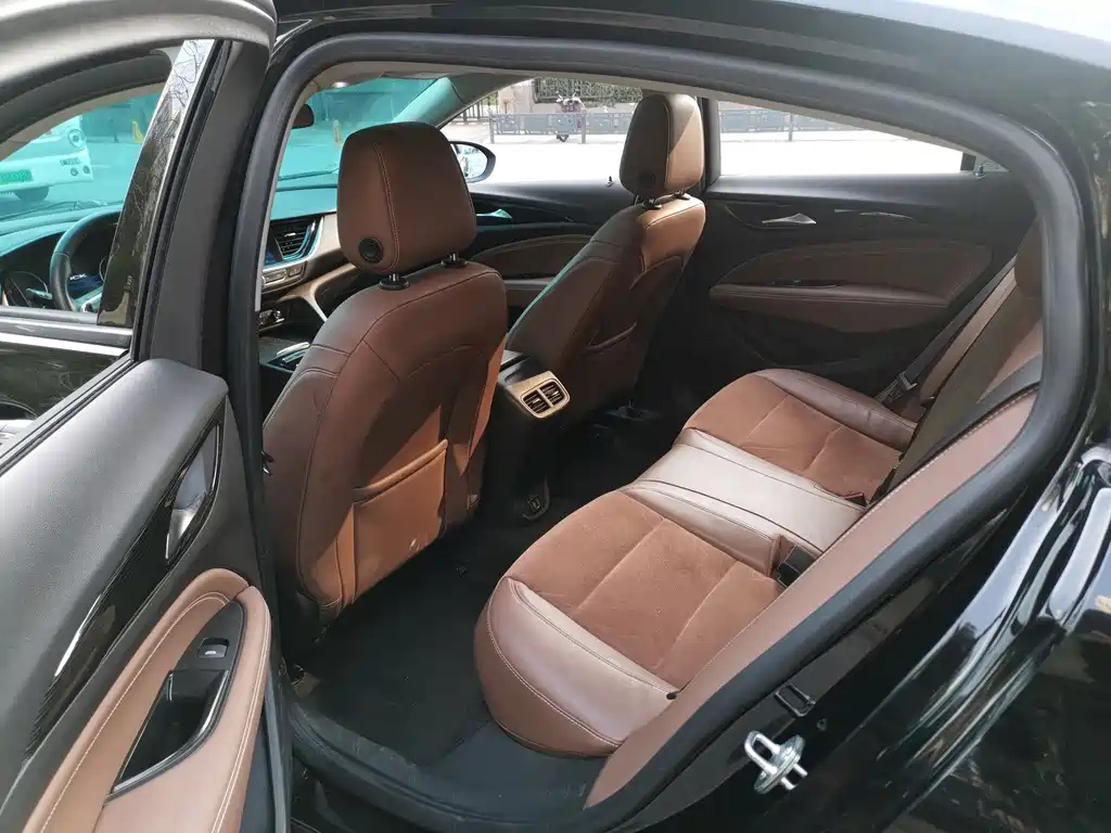 BUICK REGAL 2021