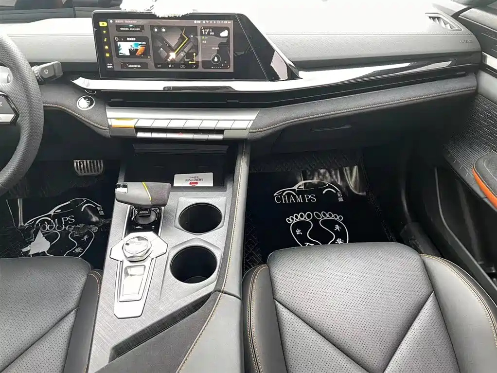 CHANGAN UNI-V 2023