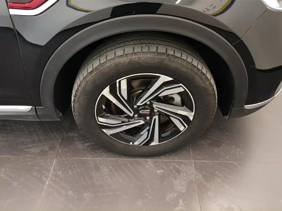 HONGQI HS5 2022
