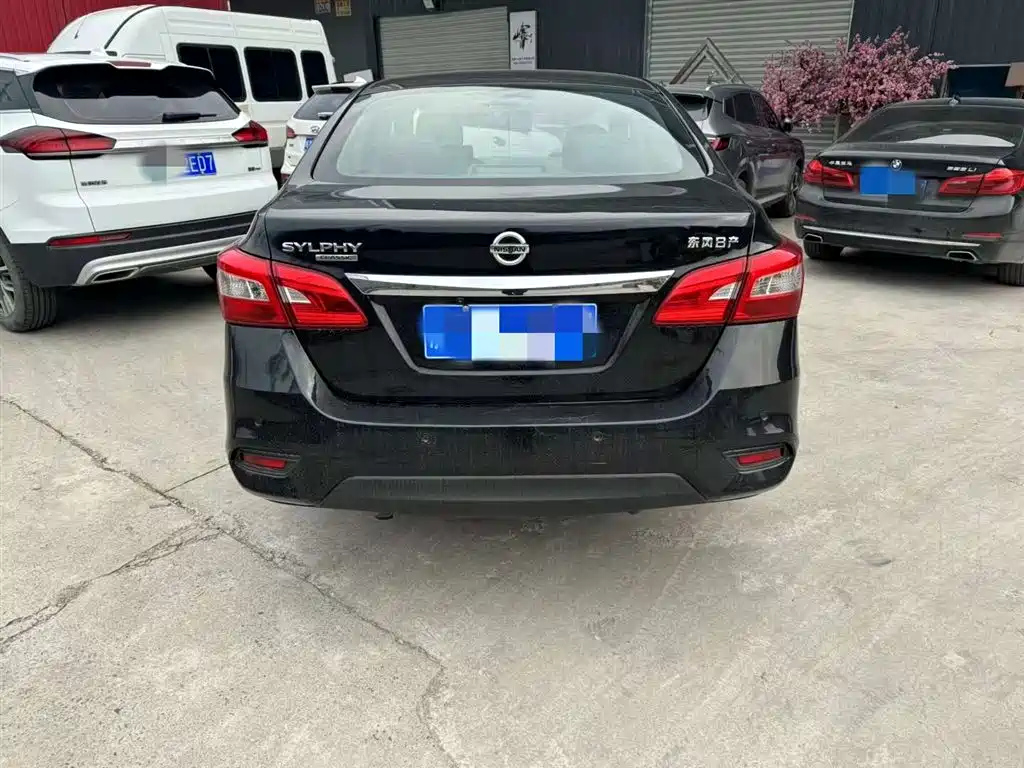 NISSAN SYLPHY 2020