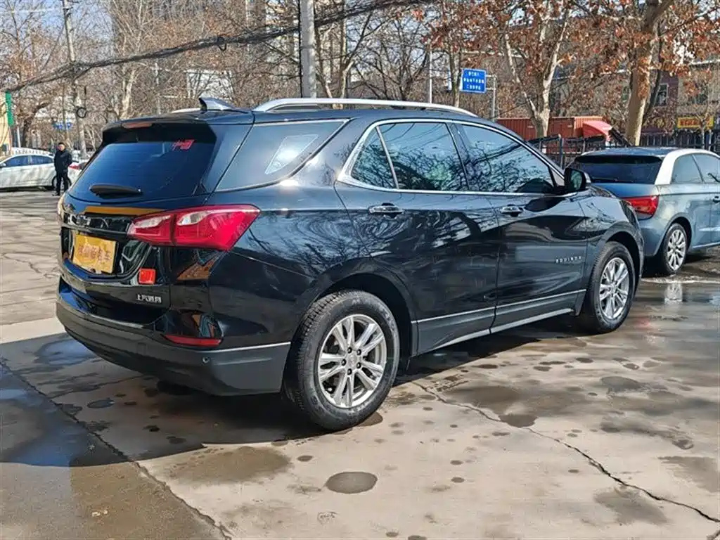 CHEVROLET EXPLORER 2020