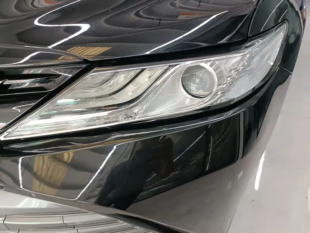 TOYOTA CAMRY 2020