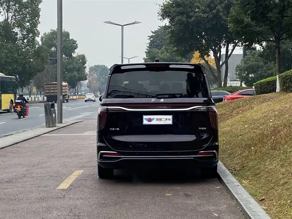 HONGQI HQ9 2023