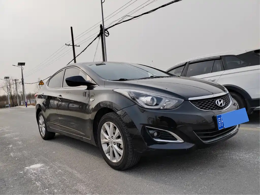 HYUNDAI ELANTRA 2017