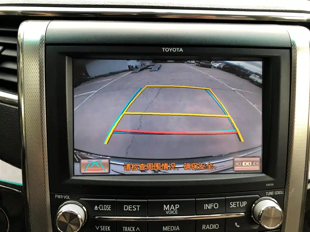 TOYOTA ALPHARD 2012