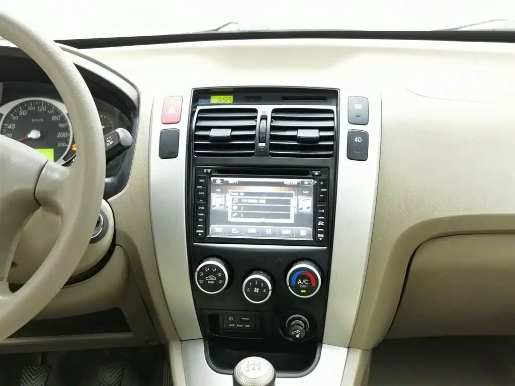 HYUNDAI TUCSON 2013