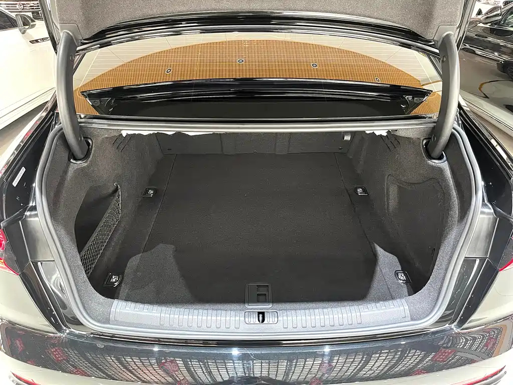 AUDI A6L 2022