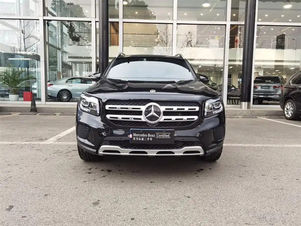 MERCEDES BENZ GLB 2021