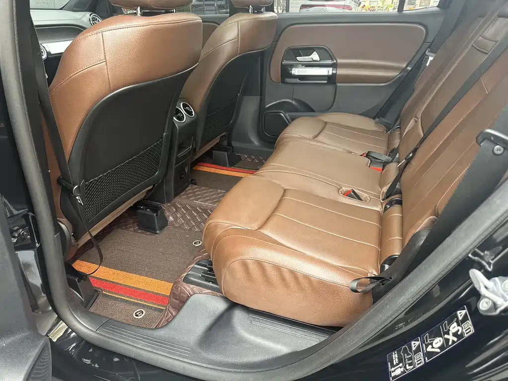 MERCEDES BENZ GLB 2022