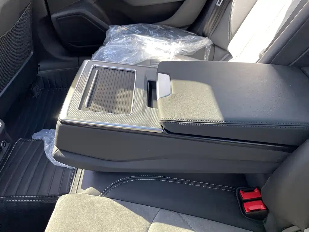 AUDI A6L 2024