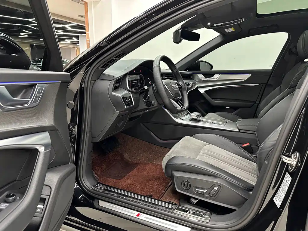 AUDI A6L 2023