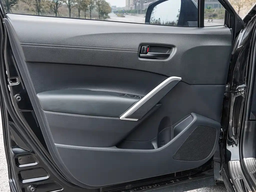 TOYOTA FRONTLANDER 2023