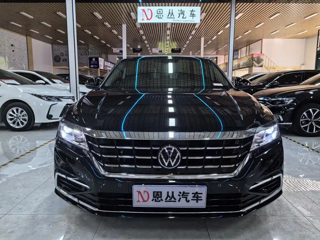 VOLKSWAGEN PASSAT 2021