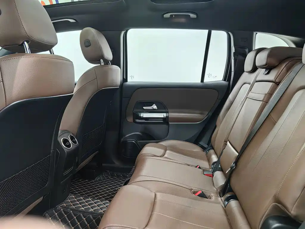 MERCEDES BENZ GLB 2022