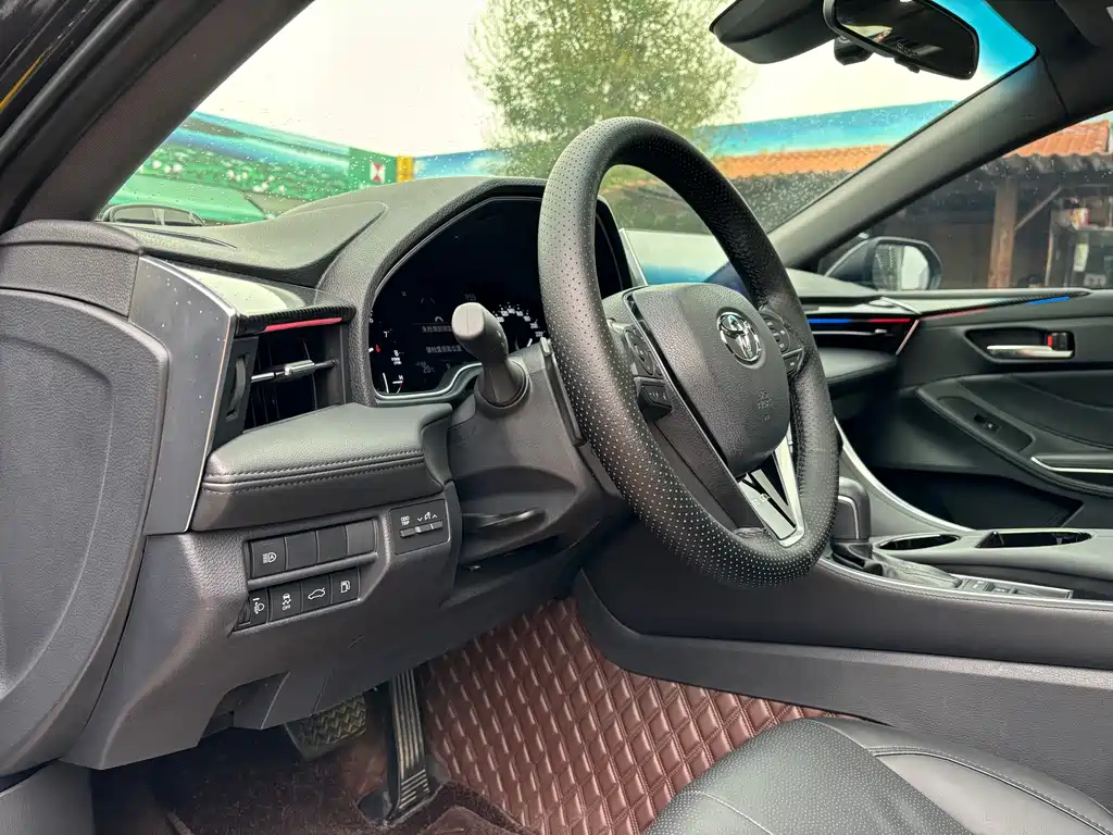 TOYOTA AVALON 2023