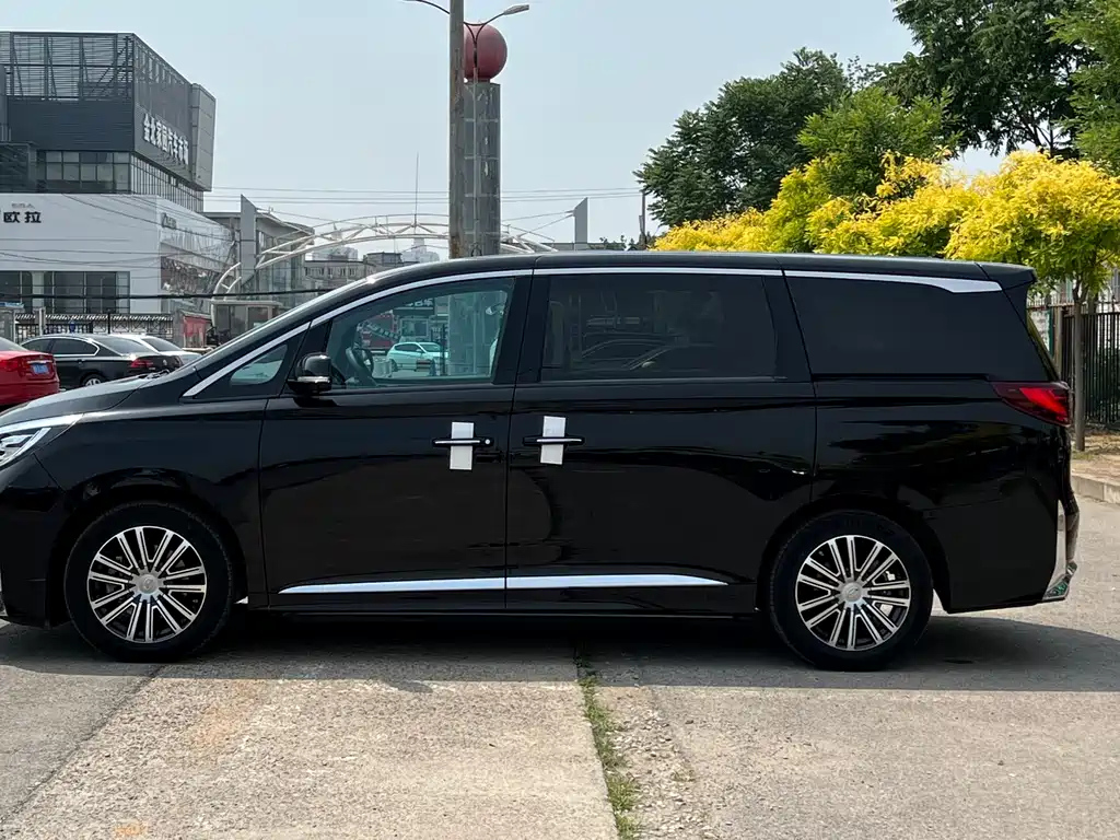 TRUMPCHI M8 2021