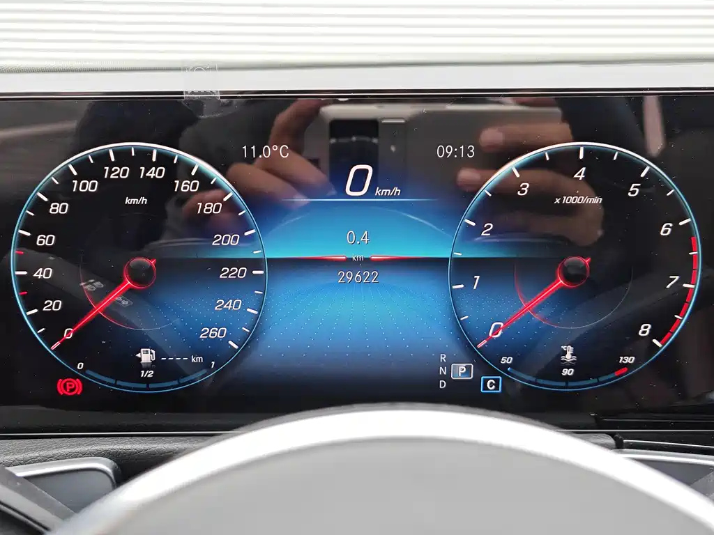 MERCEDES BENZ GLB 2022