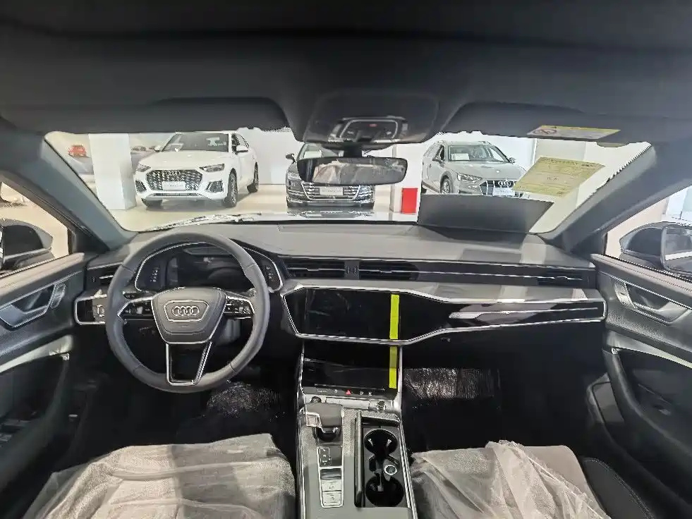 AUDI A6L 2022