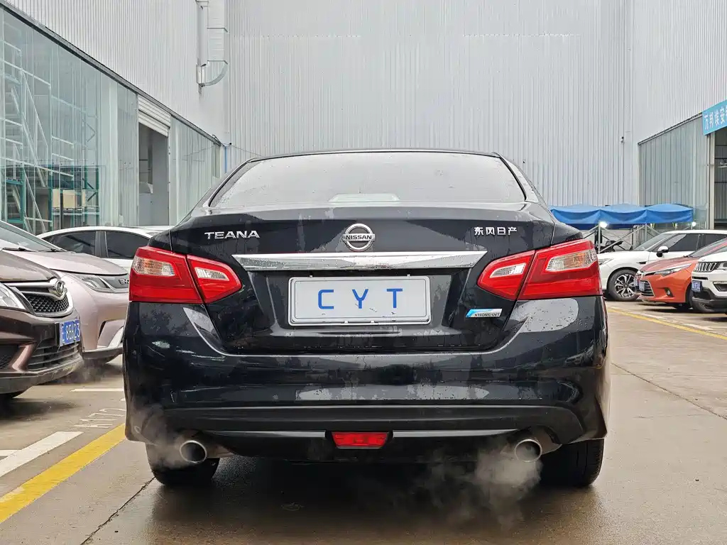 NISSAN TEANA 2018