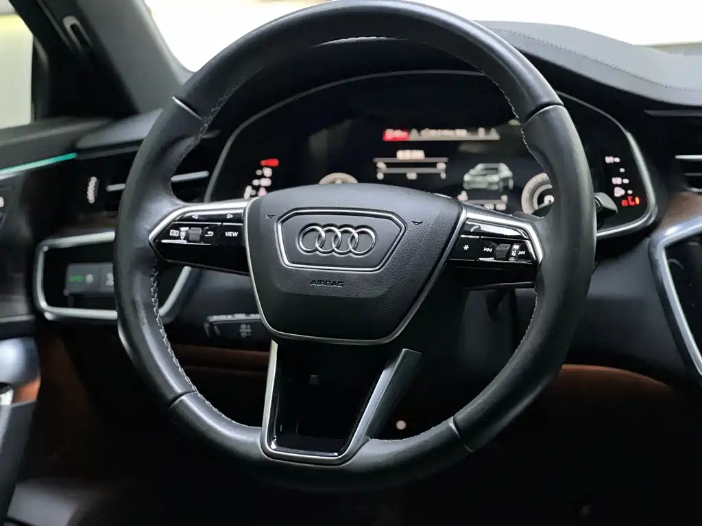 AUDI A6L 2022