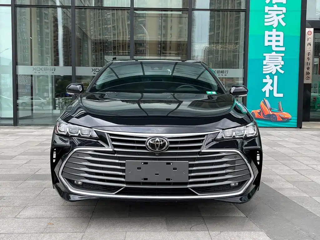 TOYOTA AVALON 2020