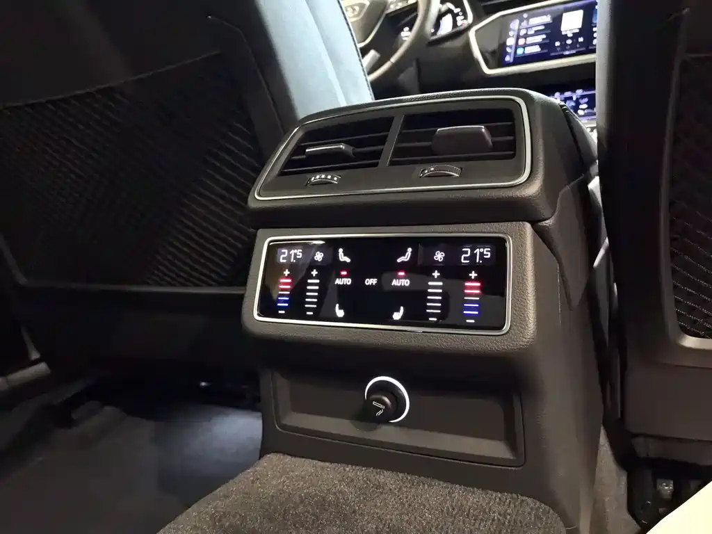 AUDI A6L 2022