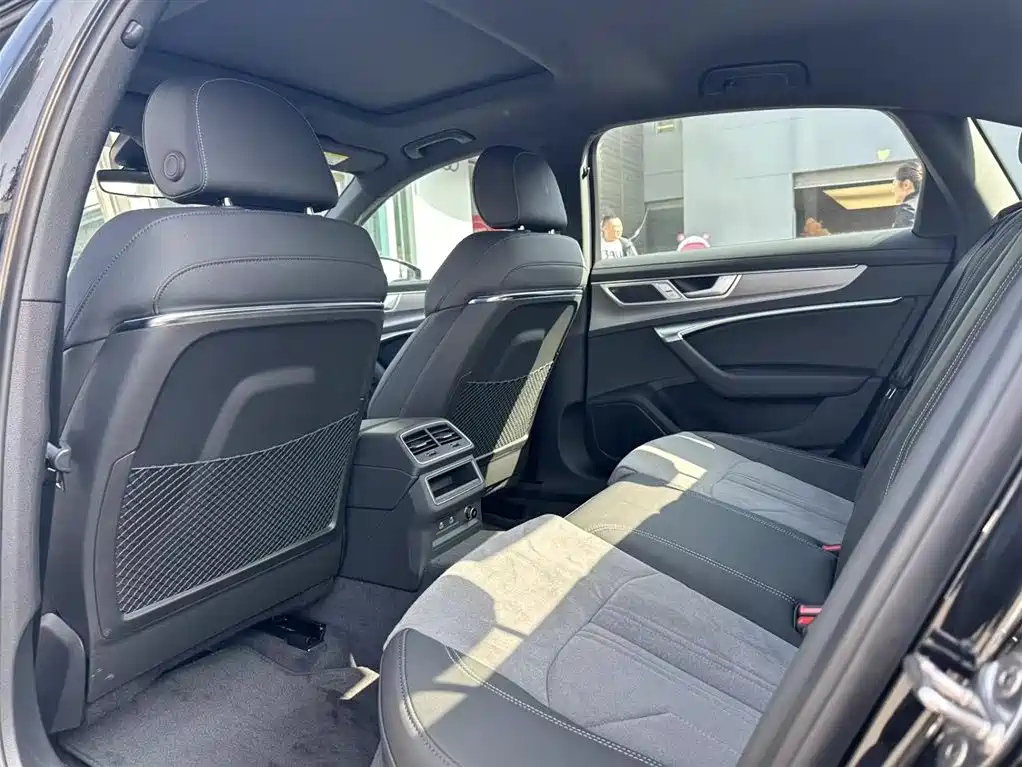 AUDI A6L 2024