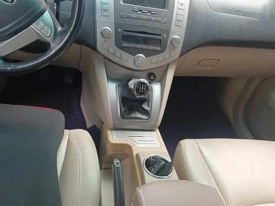 BYD S6 2013