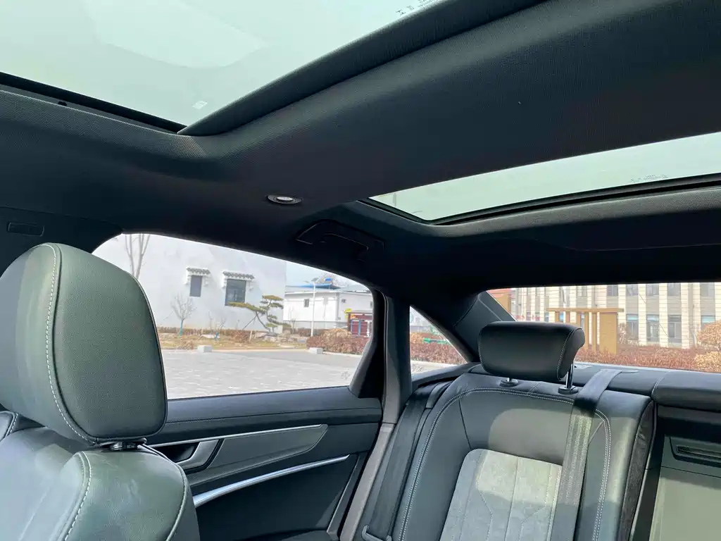 AUDI A6L 2022