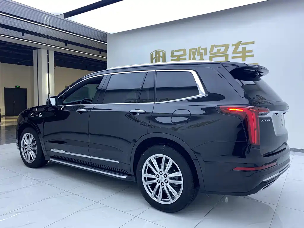 CADILLAC XT6 2022