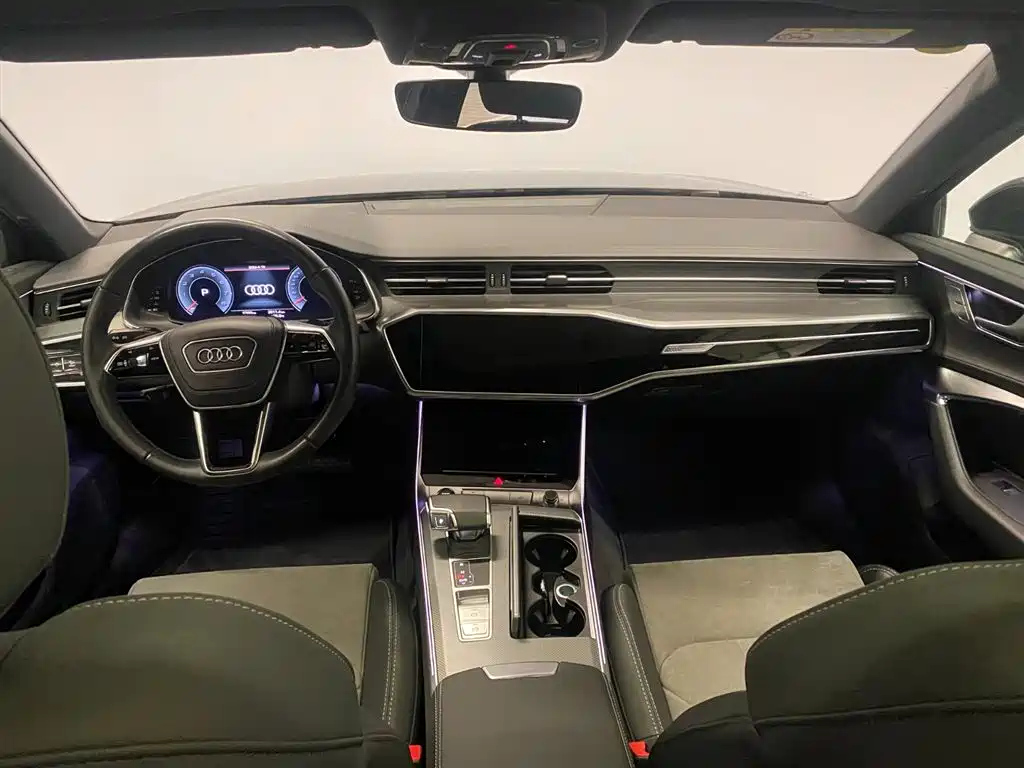 AUDI A6L 2023