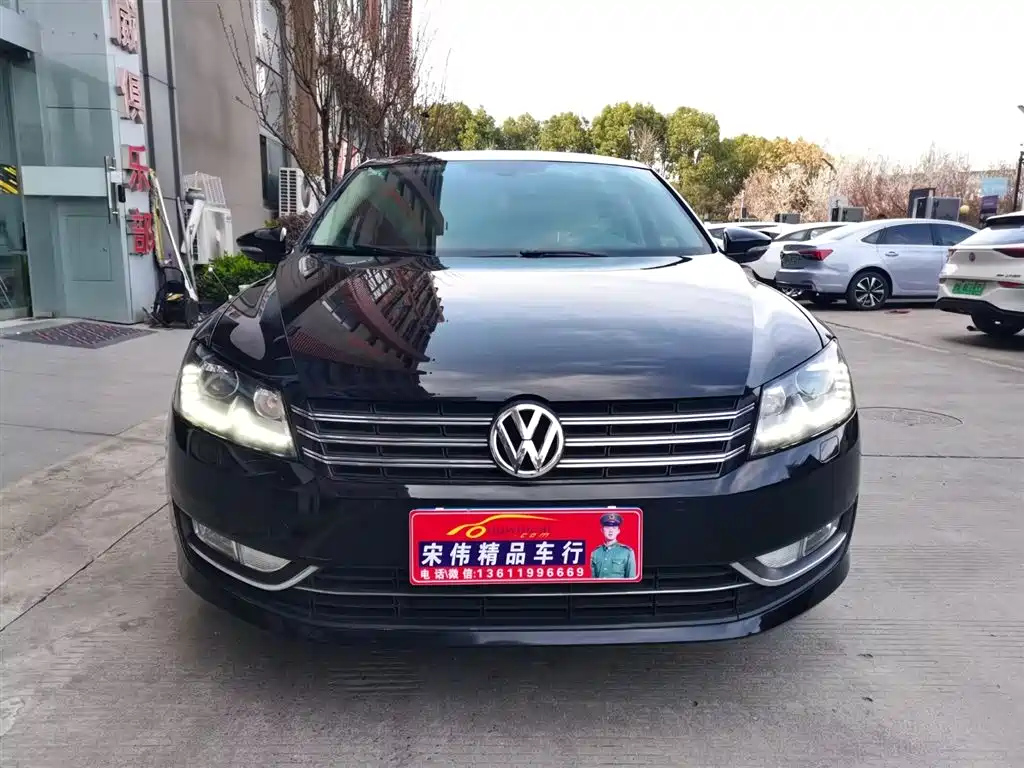 VOLKSWAGEN PASSAT 2014