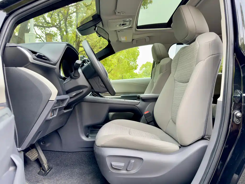 TOYOTA SIENNA SIENNA 2023