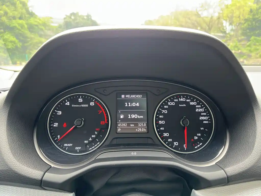 AUDI Q2L 2018
