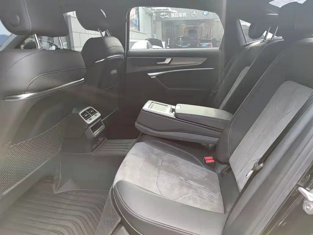 AUDI A6L 2020