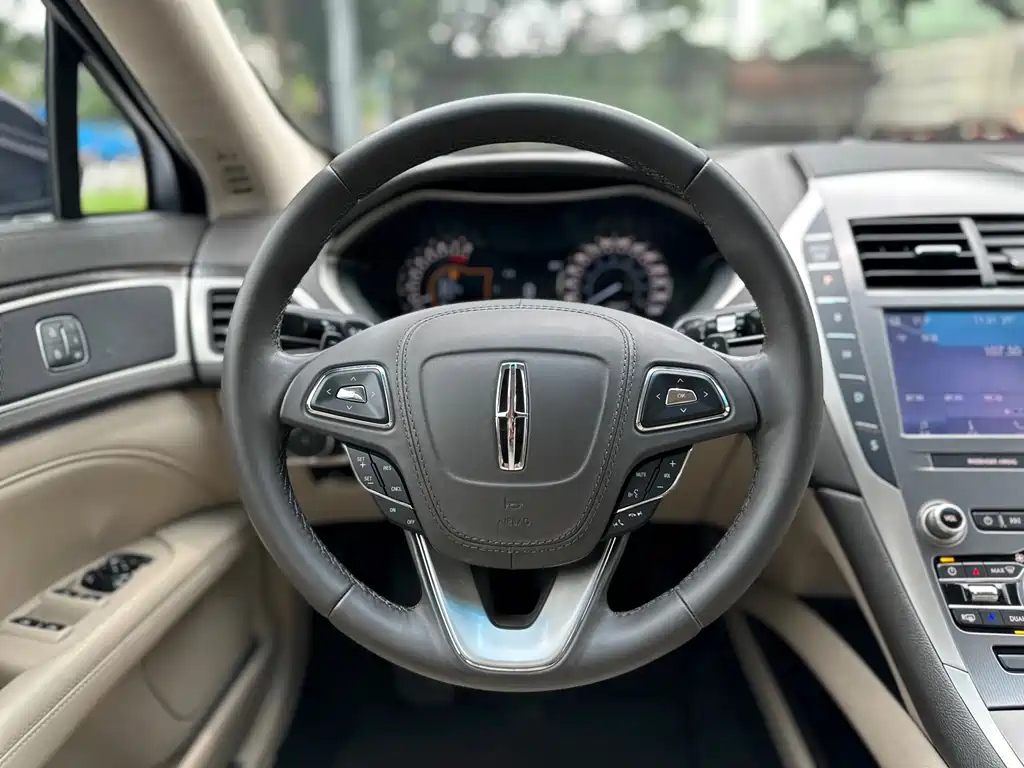 LINCOLN MKZ 2021