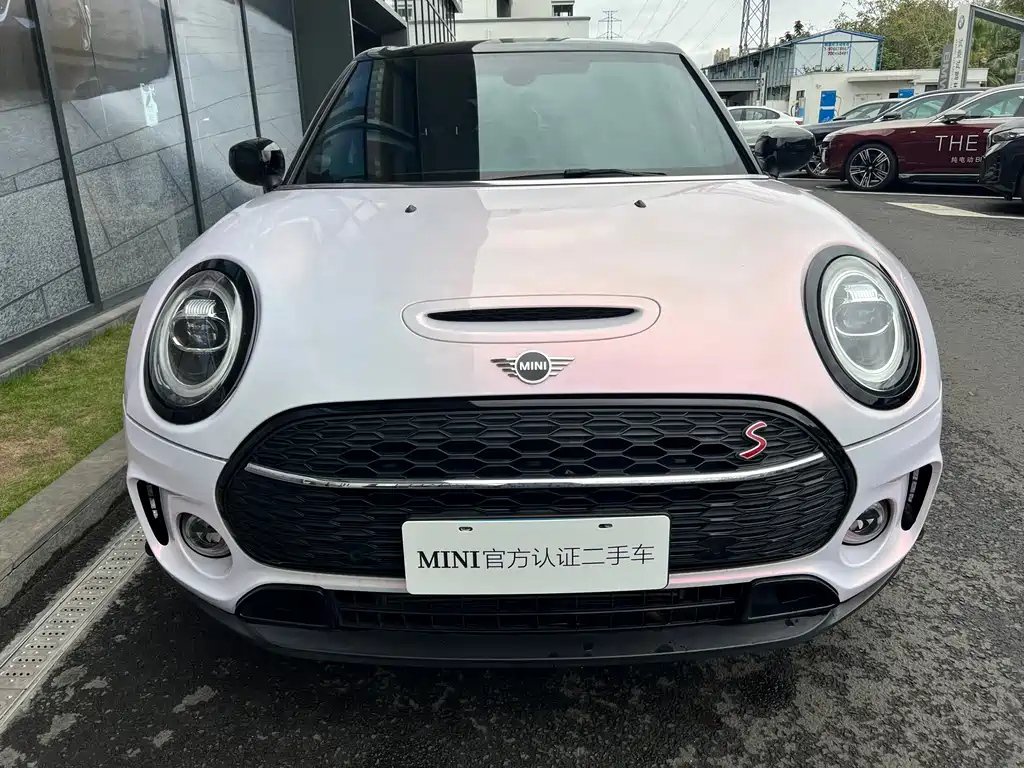 MINI CLUBMAN 2020