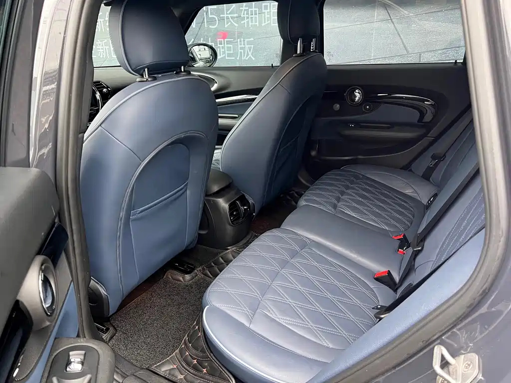 MINI CLUBMAN 2020